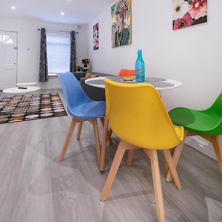 Pass The Keys - Bright & Airy 2Br 2Bath Apt In Perfect Location Belfast Exterior foto