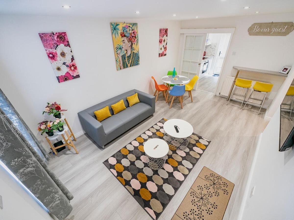 Pass The Keys - Bright & Airy 2Br 2Bath Apt In Perfect Location Belfast Exterior foto