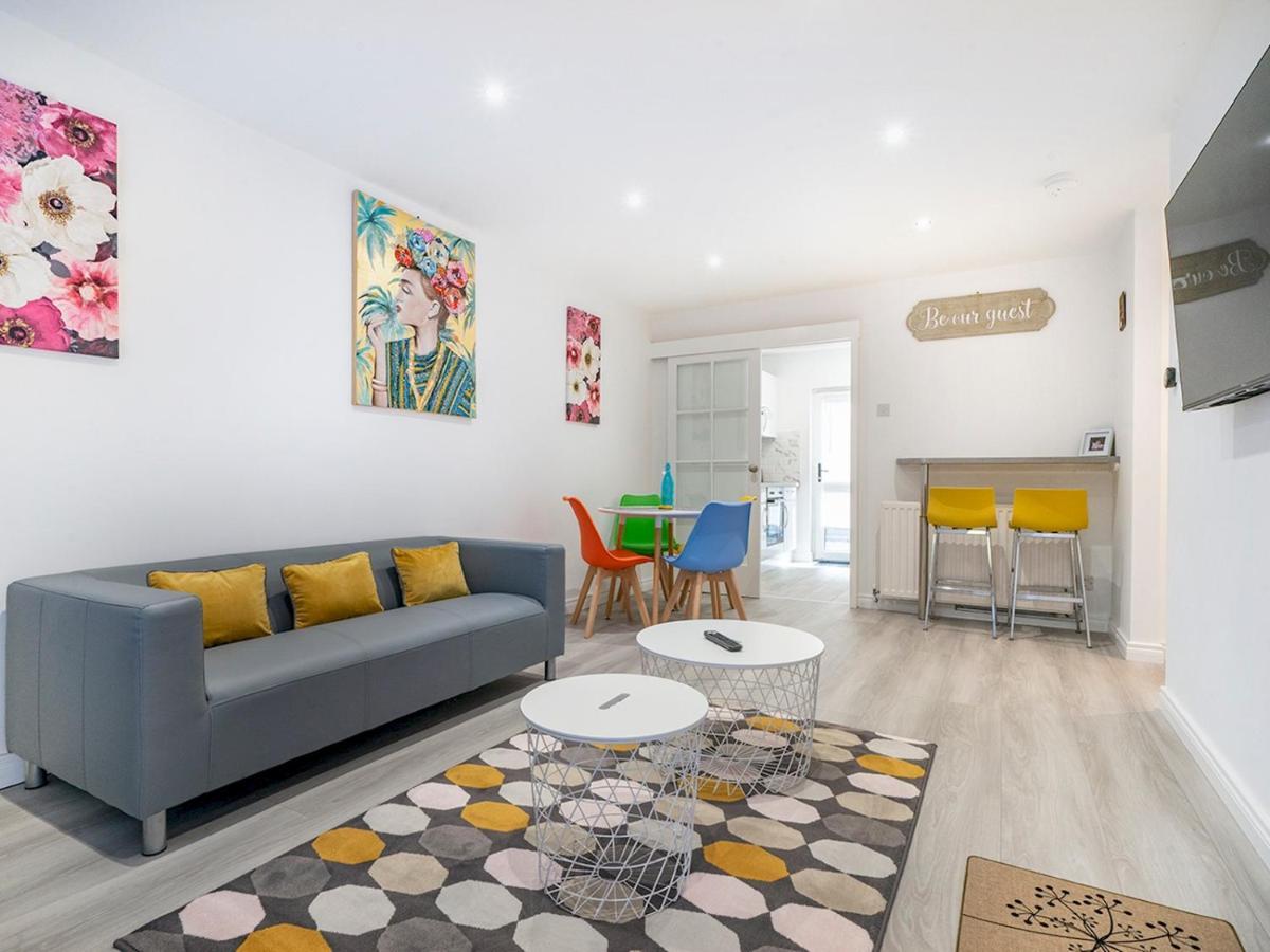 Pass The Keys - Bright & Airy 2Br 2Bath Apt In Perfect Location Belfast Exterior foto