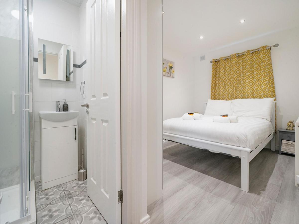 Pass The Keys - Bright & Airy 2Br 2Bath Apt In Perfect Location Belfast Exterior foto