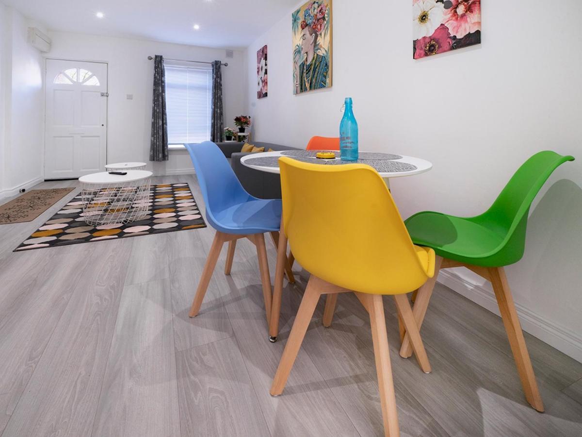 Pass The Keys - Bright & Airy 2Br 2Bath Apt In Perfect Location Belfast Exterior foto