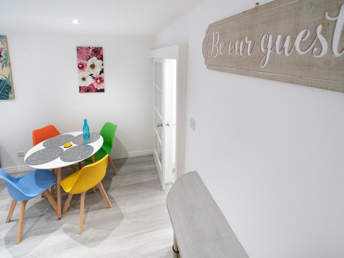 Pass The Keys - Bright & Airy 2Br 2Bath Apt In Perfect Location Belfast Exterior foto